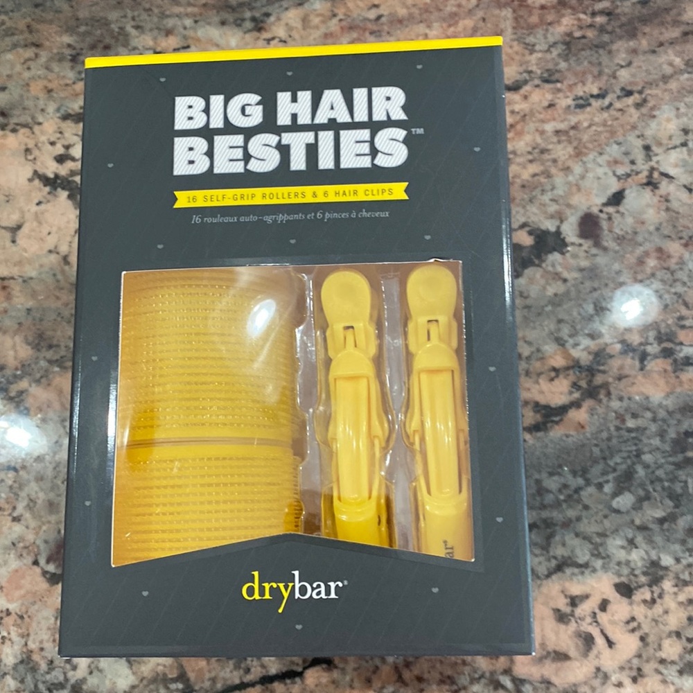 Drybar Big Hair Besties New in Box 16 Self Grip Rollers and 6 Hair Clips
